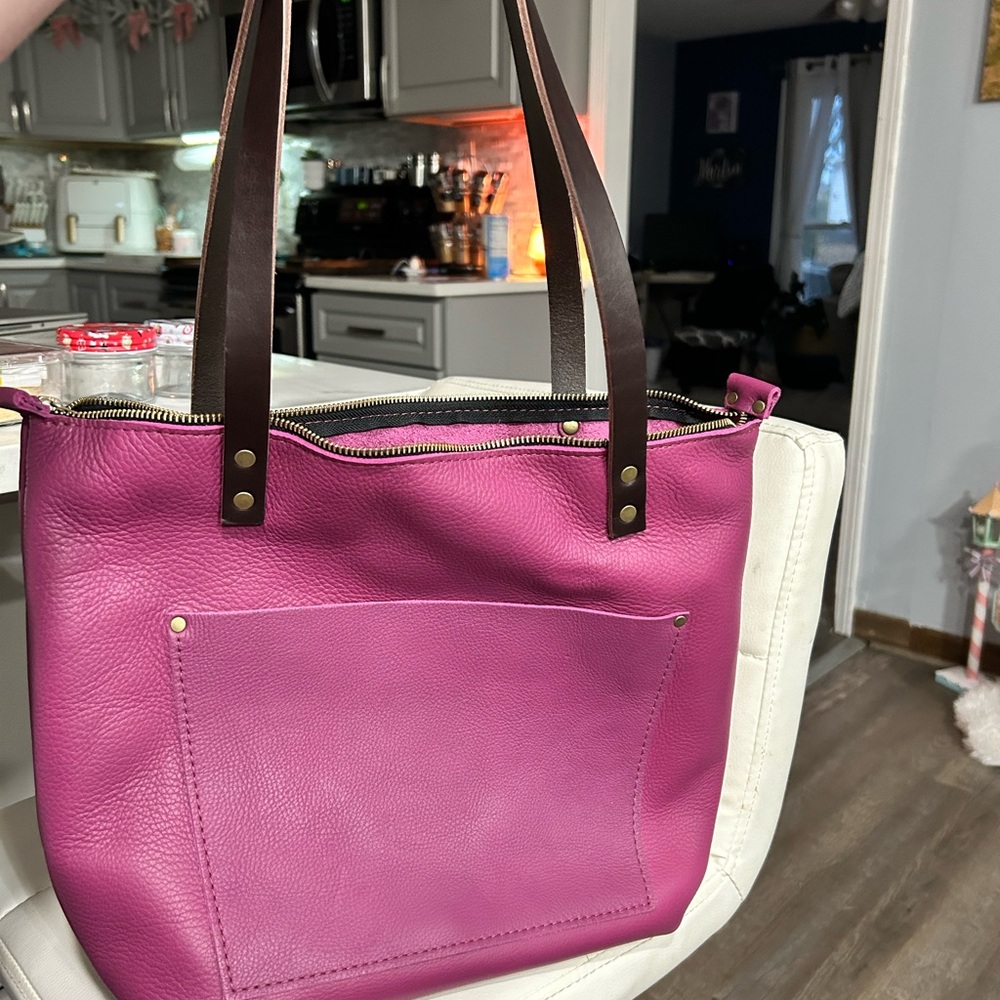 Elegant Fuchsia Tote with Dark Brown Straps